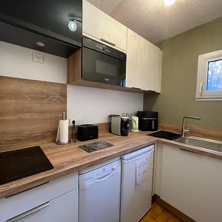 Calme Dans 아파트